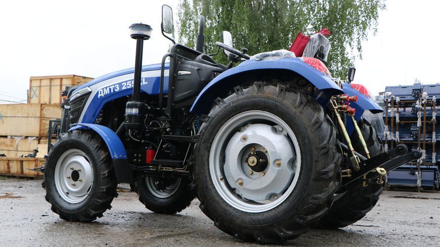 Мінітрактор ДМТЗ 255XL повнопривідний, широка резина,примусова гідравліка 74 фото