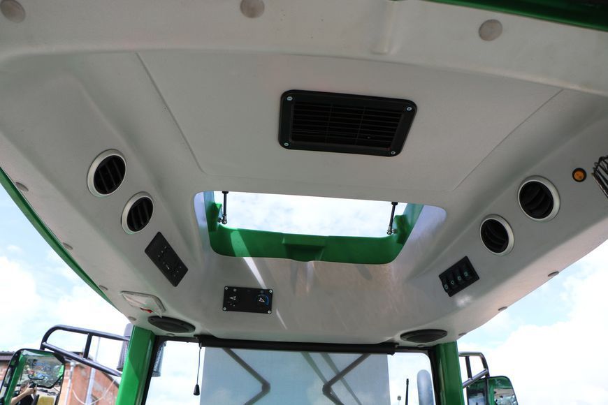 Мінітрактор EUROFENG 554 XLС з реверсом,кондиціонером, широка резина, навіска на 1000 кг 1999 фото