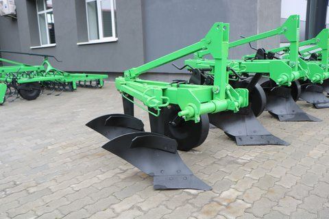 Плуг Bomet (Бомет) на мінітрактор навісний 2 корпусний 2х25 см висока стійка 101 фото