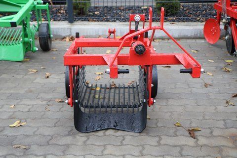 Копалка картоплі до мінітрактора грохітна (вібраційна) Wirax (Віракс) 1-рядна, Польща 91 фото